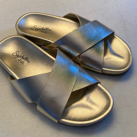Seychelles Shoes - NWOT Seychelles Metallic Gold Leather Crisscross Slides